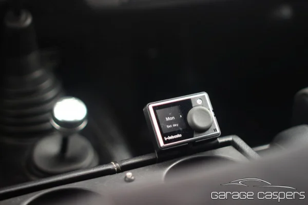Foto in gallerij voor artikel Project: De Carbon Black Defender 90