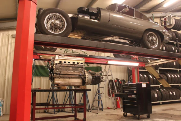Foto in gallerij voor artikel Restauratie Jaguar E-Type 3.8 