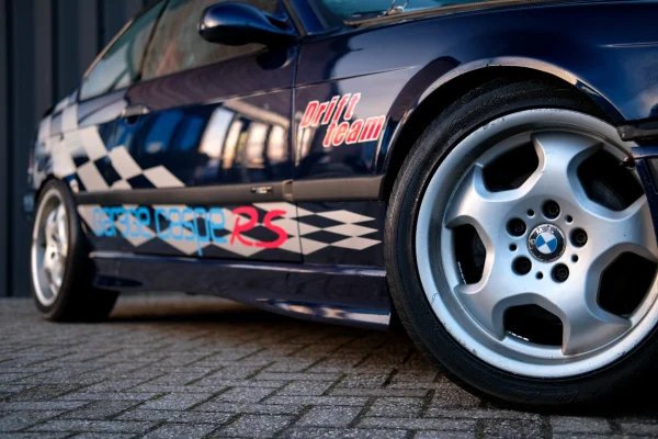 Foto 8 van fotogallerij BMW E36 325i Race/Drift uit 1992