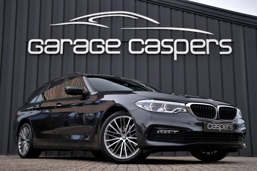 Foto 0 van fotogallerij BMW 520D Touring uit 2017