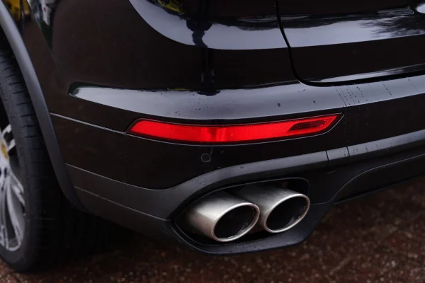 Foto 3 van fotogallerij Porsche Cayenne S 4.2D uit 2017