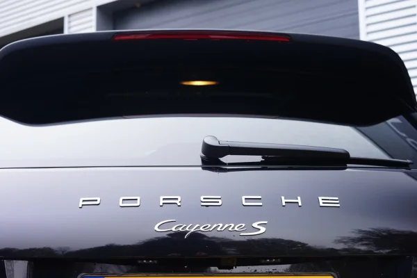 Foto 4 van fotogallerij Porsche Cayenne S 4.2D uit 2017