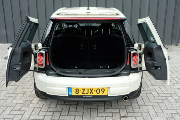 Foto 4 van fotogallerij MINI One Clubman 1.6 uit 2015