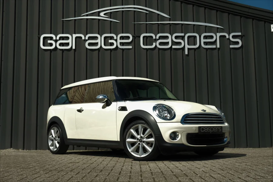 Foto 0 van fotogallerij MINI One Clubman 1.6 uit 2015
