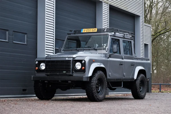 Foto 7 van fotogallerij Land Rover Defender 110 uit 2010