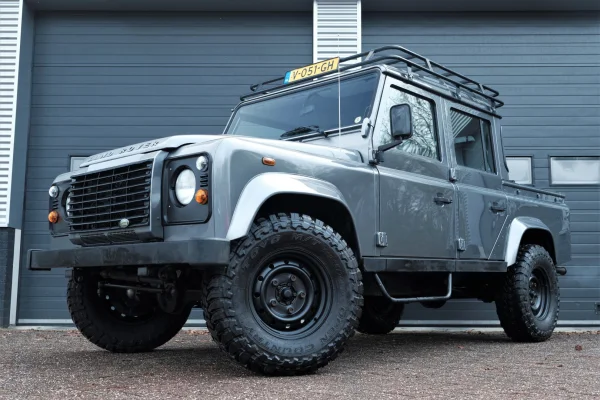 Foto 5 van fotogallerij Land Rover Defender 110 uit 2010