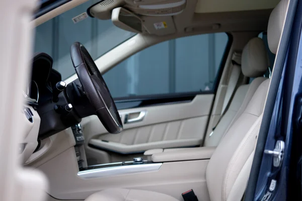 Foto 2 van fotogallerij Mercedes-Benz E300 Prestige Avantgarde uit 2014