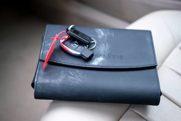 Foto 4 van fotogallerij Mercedes-Benz E300 Prestige Avantgarde uit 2014