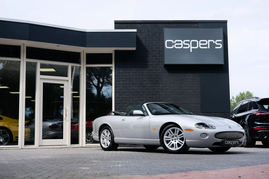 Foto 0 van fotogallerij Jaguar XKR Convertible uit 2004
