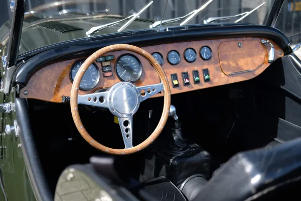 Foto 7 van fotogallerij Morgan Plus 8 uit 1988