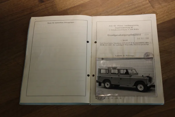 Foto 1 van fotogallerij Land Rover 109 Brandweerwagen uit 1969