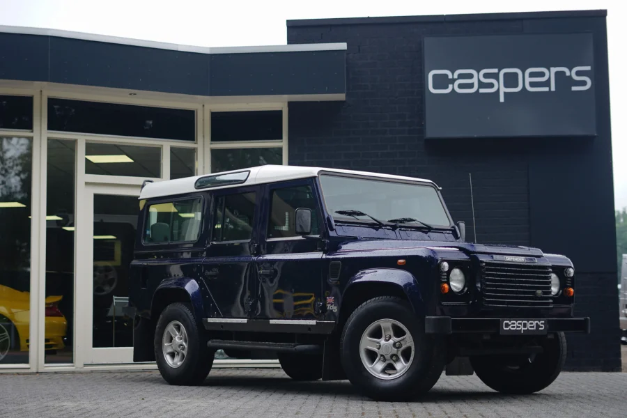 Foto 0 van fotogallerij Land Rover Defender 110 TD5 9 persoons uit 2003