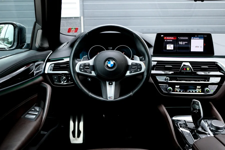 Foto 0 van fotogallerij BMW BMW 540i xDrive High Executive uit 2019