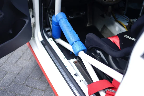 Foto 3 van fotogallerij Volkswagen Golf GTi Ex Dubai cup racer uit 2018