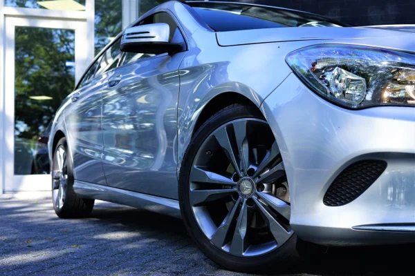 Foto 1 van fotogallerij Mercedes-Benz CLA 180d Shooting Brake uit 2016