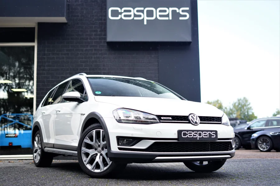 Foto 0 van fotogallerij Volkswagen Golf Alltrack Variant 4Motion uit 2017