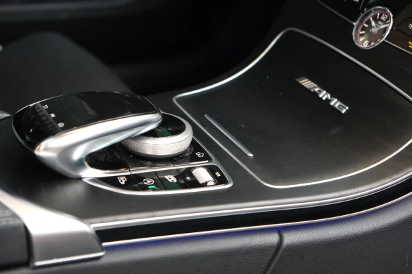 Foto 3 van fotogallerij Mercedes-Benz C63 AMG S Coupé uit 2019