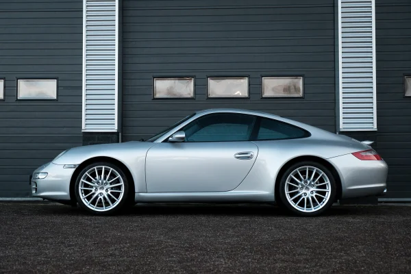 Foto 3 van fotogallerij Porsche 997 Carrera uit 2005