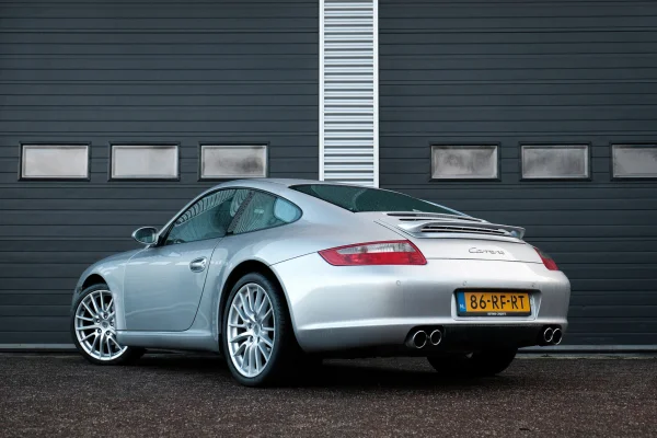 Foto 1 van fotogallerij Porsche 997 Carrera uit 2005