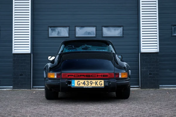 Foto 3 van fotogallerij Porsche 911 3.0 SC Targa uit 1978