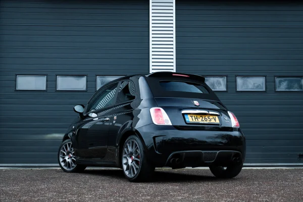 Foto 1 van fotogallerij Abarth 595 Turismo Cabrio uit 2016