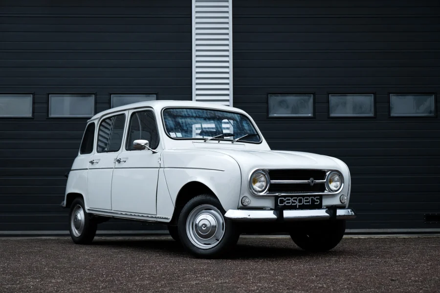 Foto 0 van fotogallerij Renault 4 uit 1974