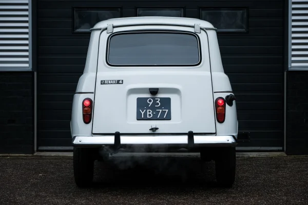 Foto 3 van fotogallerij Renault 4 uit 1974