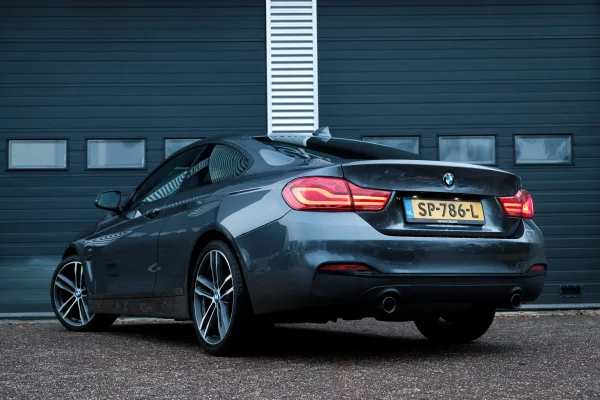 Foto 1 van fotogallerij BMW 440i Sport uit 2017