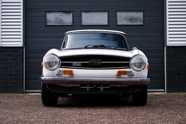 Foto 2 van fotogallerij Triumph TR6 FI LHD uit 1974