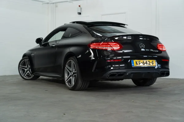 Foto 15 van fotogallerij Mercedes-Benz C63 S AMG Coupé uit 2016