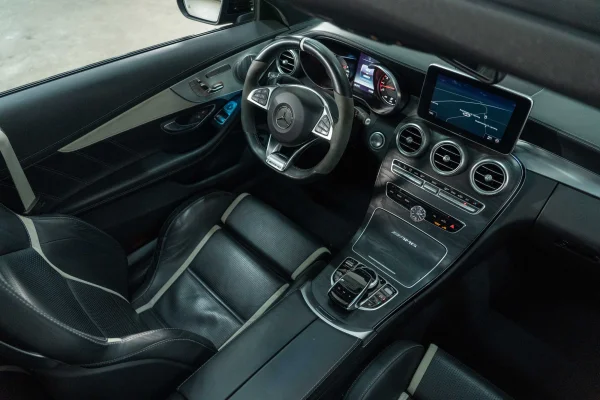 Foto 38 van fotogallerij Mercedes-Benz C63 S AMG Coupé uit 2016