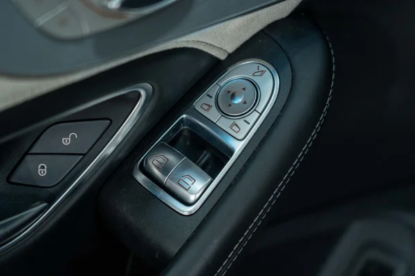 Foto 41 van fotogallerij Mercedes-Benz C63 S AMG Coupé uit 2016