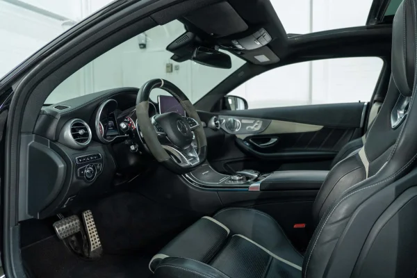 Foto 58 van fotogallerij Mercedes-Benz C63 S AMG Coupé uit 2016