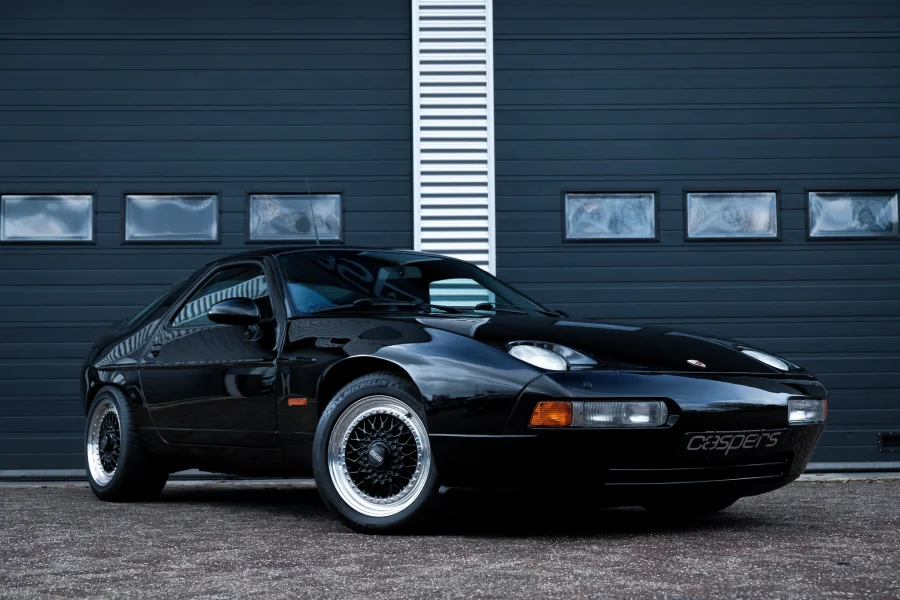 Foto 0 van fotogallerij Porsche 928 S4 uit 1987