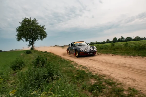 Foto 17 van fotogallerij Porsche 911 3.0 Rally uit 1976