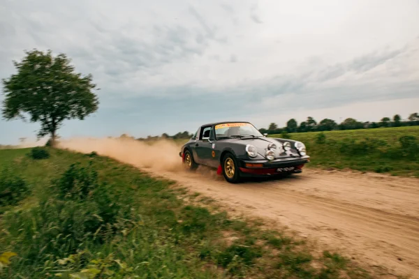 Foto 18 van fotogallerij Porsche 911 3.0 Rally uit 1976