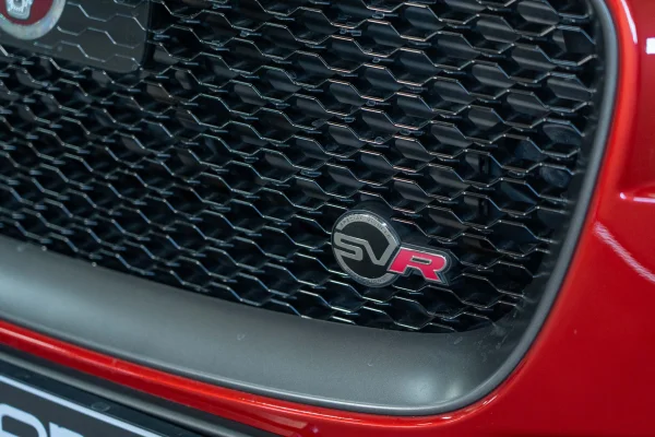 Foto 23 van fotogallerij Jaguar F-Pace 5.0 SVR uit 2018
