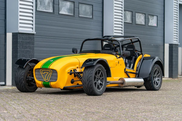 Foto 1 van fotogallerij Caterham R300 uit 2010