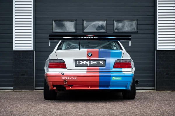 Foto 3 van fotogallerij BMW 325i Raceauto uit 1992
