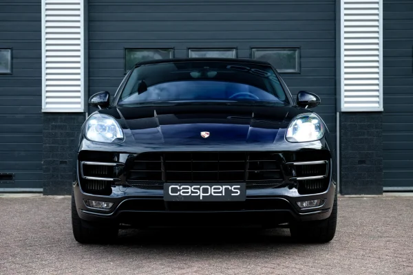 Foto 2 van fotogallerij Porsche Macan 3.6 Turbo Exclusive Powerkit uit 2017