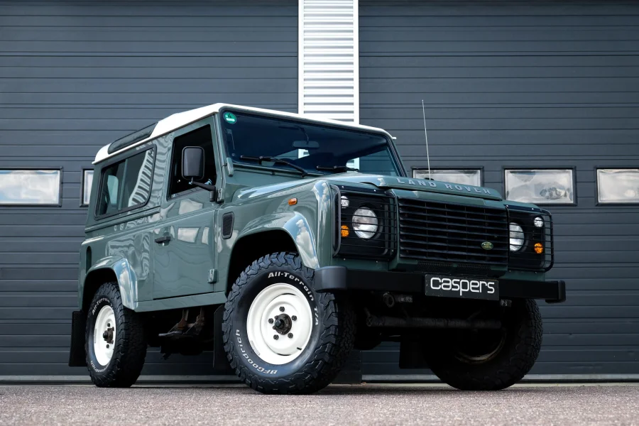 Foto 0 van fotogallerij Land Rover Defender 2.4 TD 90 SW uit 2008