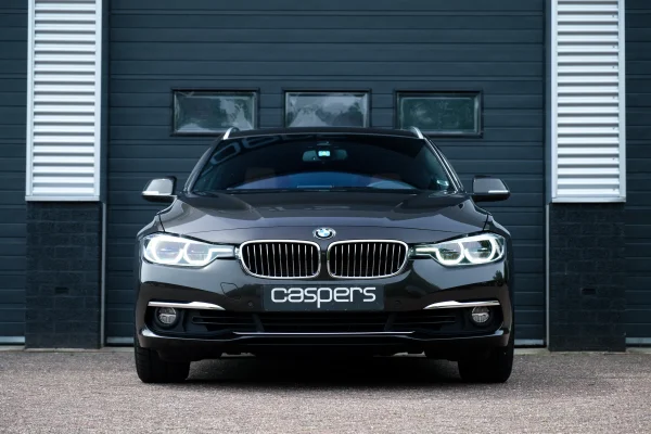 Foto 2 van fotogallerij BMW 325d High Executive uit 2016