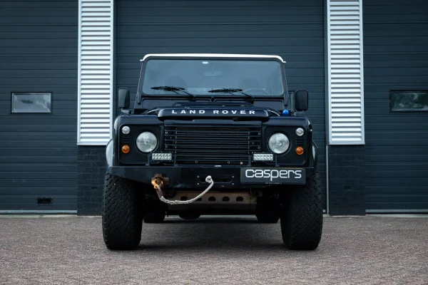 Foto 2 van fotogallerij Land Rover Defender 130 HCPU Crew Cab uit 2008