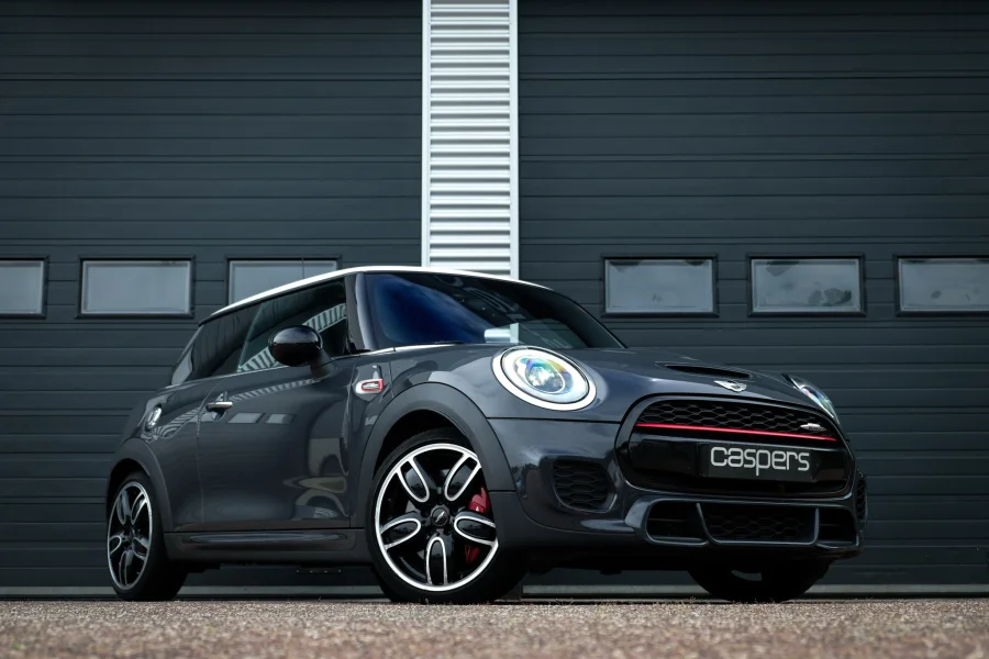 Foto 0 van fotogallerij MINI Cooper 2.0 John Cooper Works uit 2015