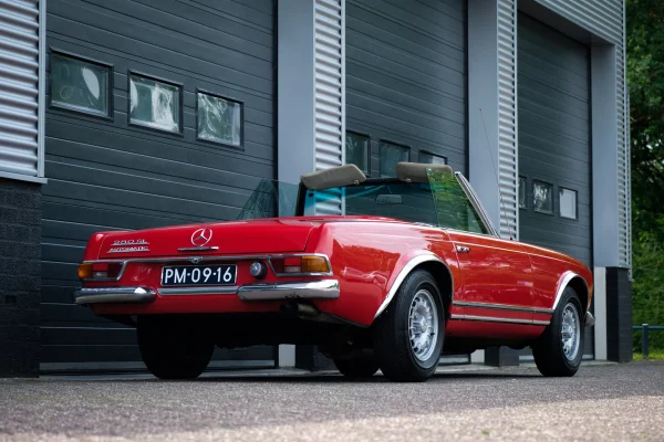 Foto 25 van fotogallerij Mercedes-Benz 280SL uit 1968