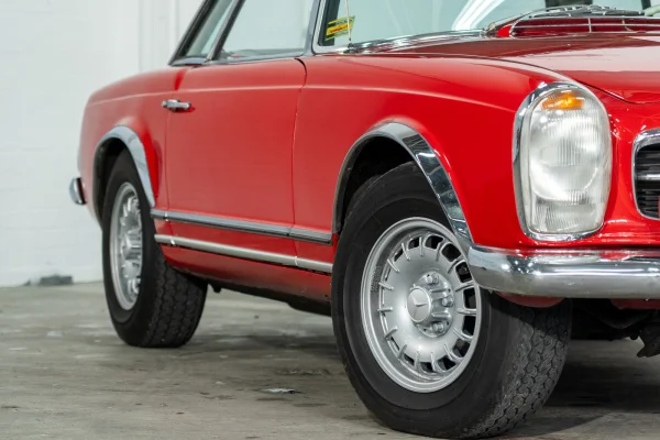 Foto 8 van fotogallerij Mercedes-Benz 280SL uit 1968