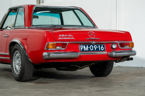 Foto 11 van fotogallerij Mercedes-Benz 280SL uit 1968