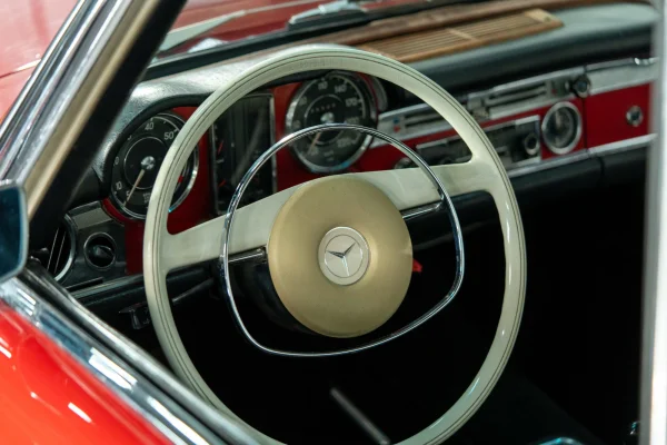 Foto 23 van fotogallerij Mercedes-Benz 280SL uit 1968