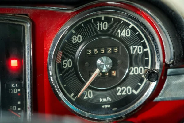 Foto 43 van fotogallerij Mercedes-Benz 280SL uit 1968