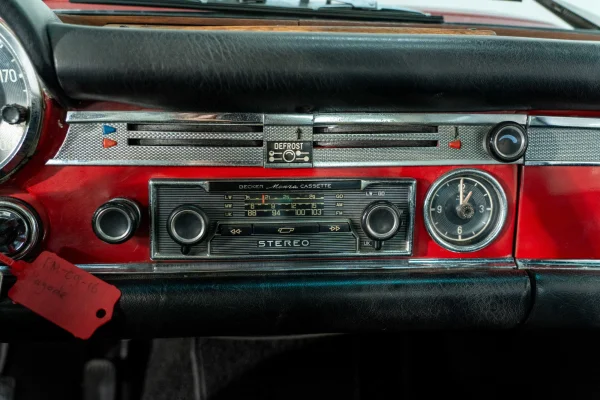 Foto 45 van fotogallerij Mercedes-Benz 280SL uit 1968